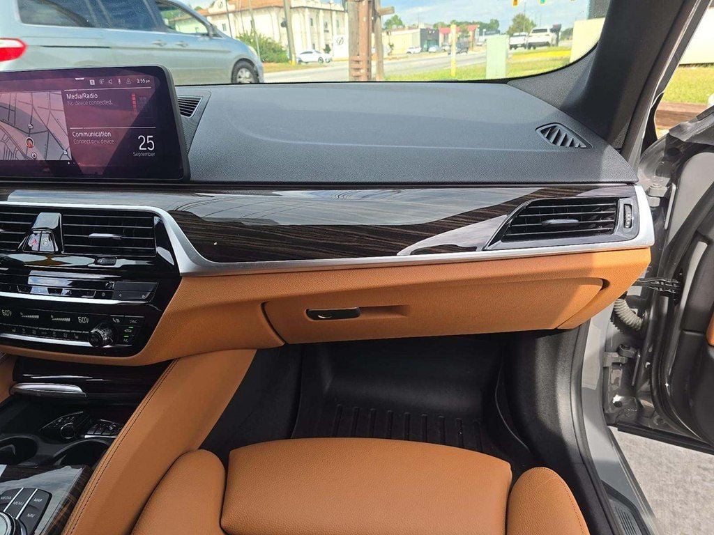 2021 BMW 5 Series ACTIVE DRIVER ASSIST! ZPX Executive Package! TOO CLEAN! WHEELS! - 22922380 - 6