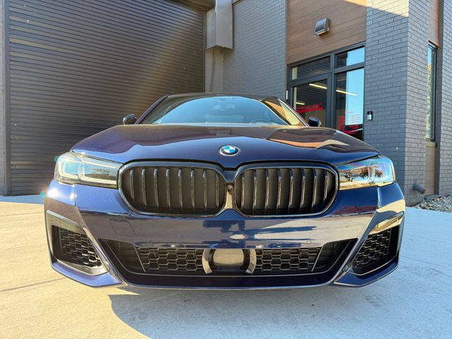 2021 BMW 5 Series M550i xDrive - 22932620 - 10