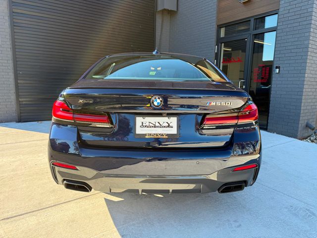2021 BMW 5 Series M550i xDrive - 22932620 - 15