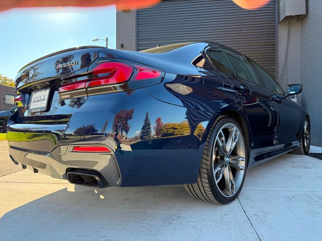 2021 BMW 5 Series M550i xDrive - 22932620 - 23