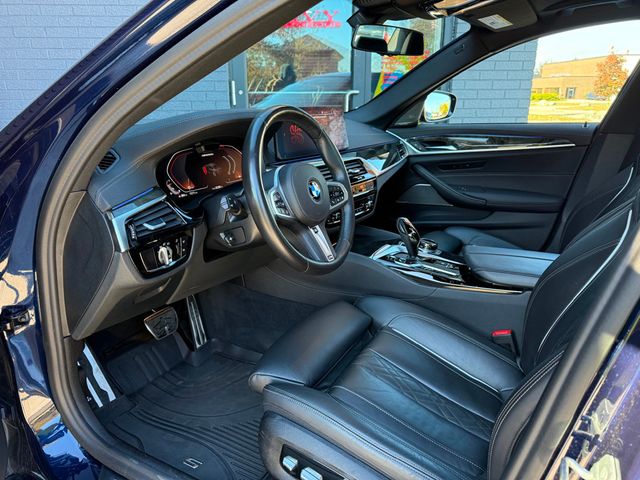 2021 BMW 5 Series M550i xDrive - 22932620 - 31