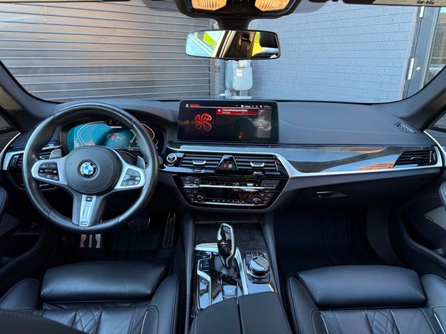 2021 BMW 5 Series M550i xDrive - 22932620 - 33