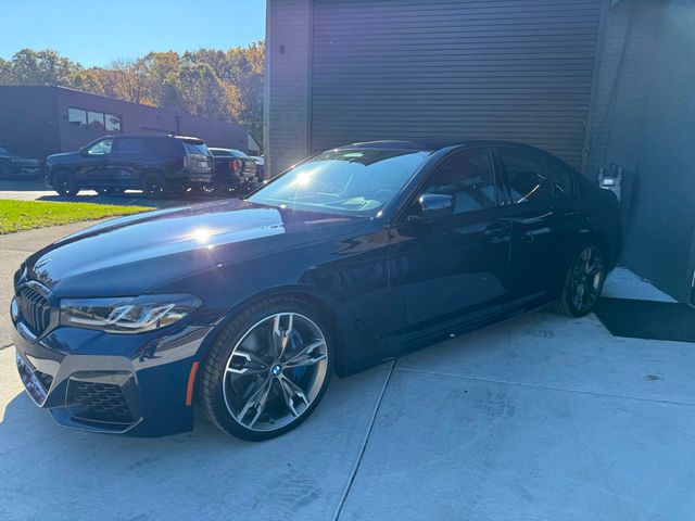 2021 BMW 5 Series M550i xDrive - 22932620 - 3