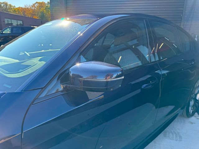 2021 BMW 5 Series M550i xDrive - 22932620 - 7