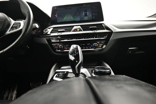 2021 BMW 5 Series M550i xDrive - 23046102 - 11