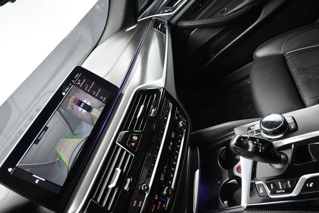 2021 BMW 5 Series M550i xDrive - 23046102 - 15
