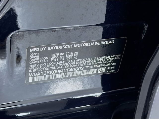 2021 BMW 5 Series M550i xDrive - 23003404 - 37