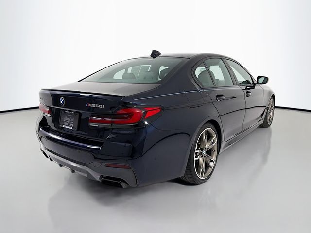 2021 BMW 5 Series M550i xDrive - 23003404 - 6