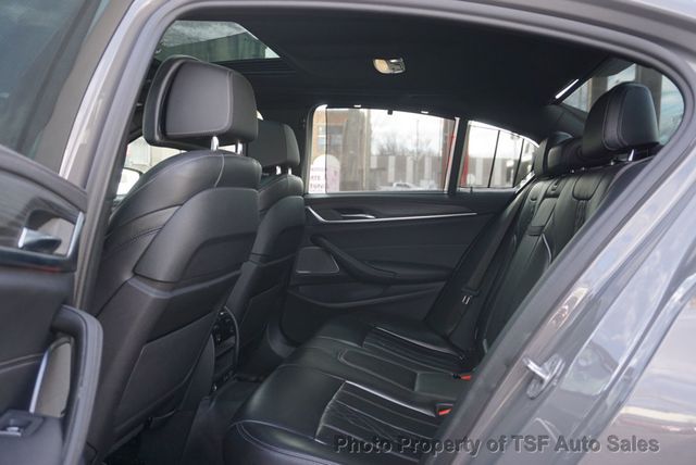 2021 BMW 5 Series M550i xDrive DRIVER ASSIST+/EXECUTIVE/PARK ASSIST/SHADOWLINE PKG - 22965600 - 14