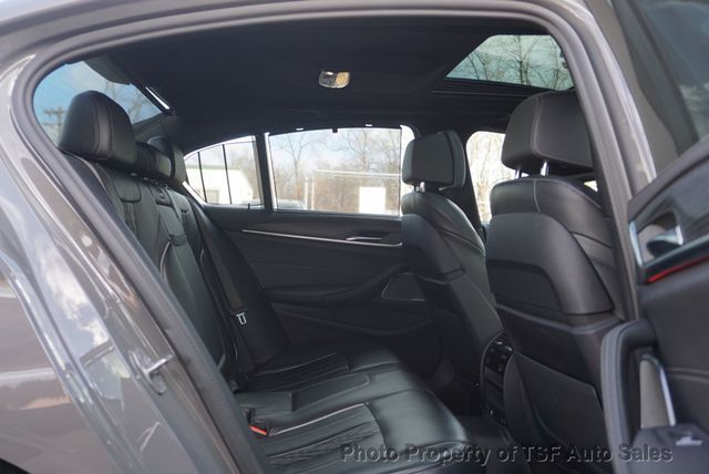 2021 BMW 5 Series M550i xDrive DRIVER ASSIST+/EXECUTIVE/PARK ASSIST/SHADOWLINE PKG - 22965600 - 15