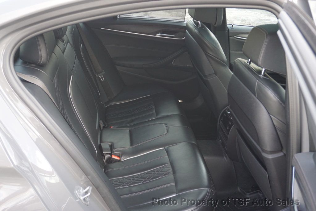 2021 BMW 5 Series M550i xDrive DRIVER ASSIST+/EXECUTIVE/PARK ASSIST/SHADOWLINE PKG - 22965600 - 17