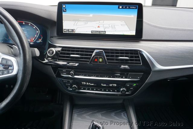 2021 BMW 5 Series M550i xDrive DRIVER ASSIST+/EXECUTIVE/PARK ASSIST/SHADOWLINE PKG - 22965600 - 20