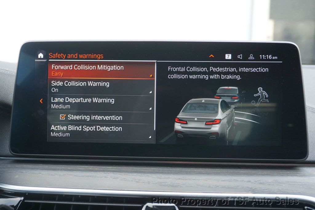 2021 BMW 5 Series M550i xDrive DRIVER ASSIST+/EXECUTIVE/PARK ASSIST/SHADOWLINE PKG - 22965600 - 28