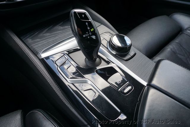 2021 BMW 5 Series M550i xDrive DRIVER ASSIST+/EXECUTIVE/PARK ASSIST/SHADOWLINE PKG - 22965600 - 37