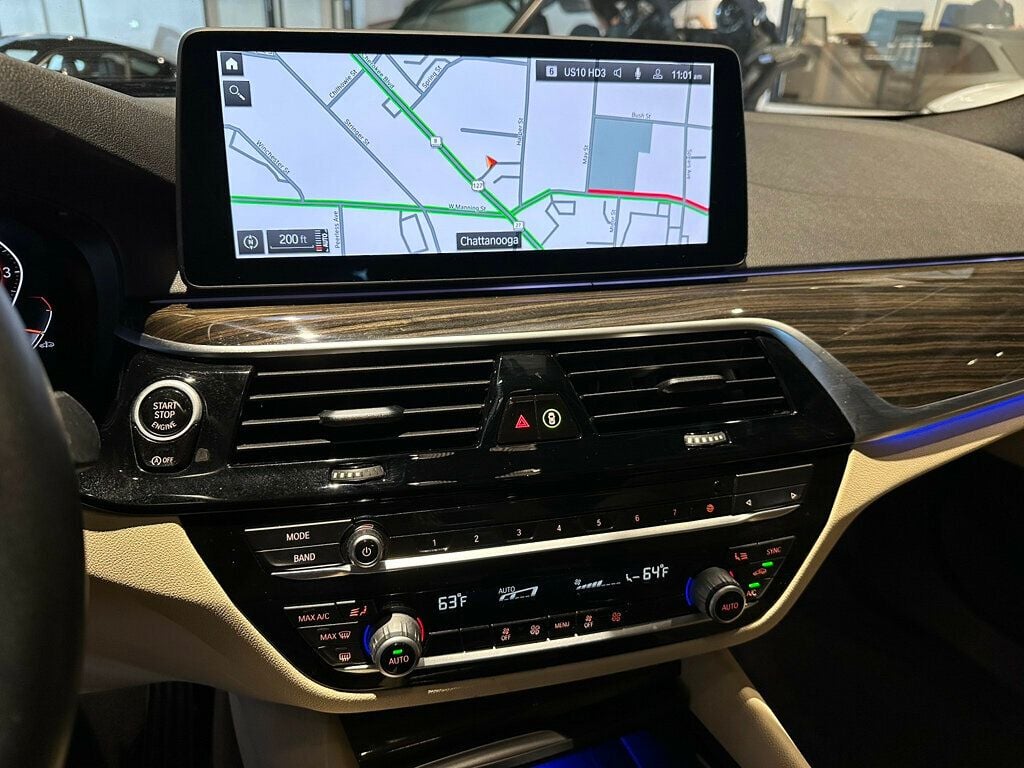 2021 BMW 5 Series Navigation/Moonroof/AppleCarplay/AndroidAuto/ParkDistanceCntrl - 22370321 - 16