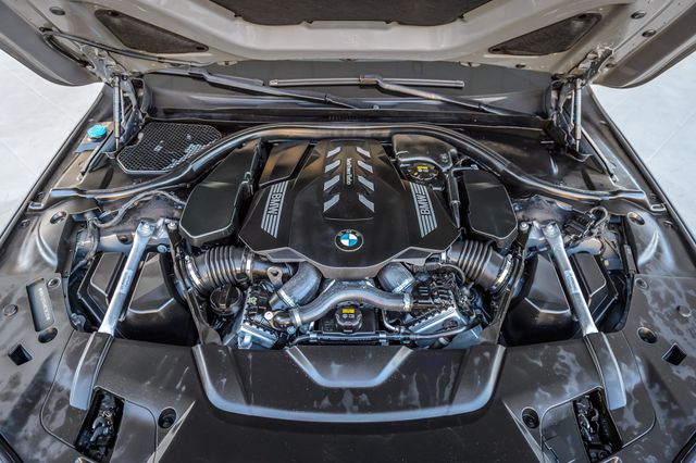 2021 BMW 7 Series  - 22952625 - 13