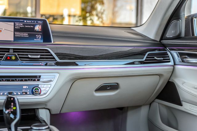 2021 BMW 7 Series  - 22952625 - 32