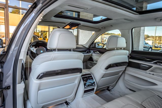 2021 BMW 7 Series  - 22952625 - 42