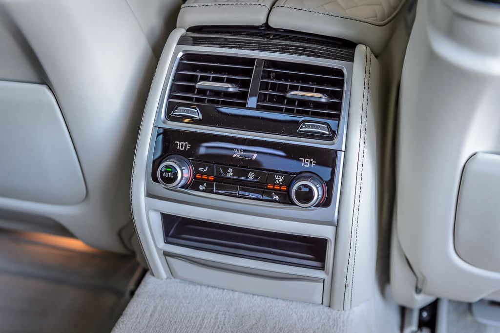 2021 BMW 7 Series  - 22952625 - 44