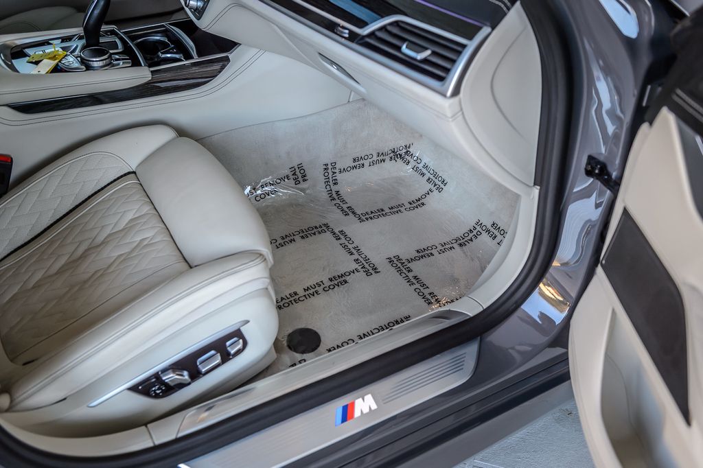 2021 BMW 7 Series  - 22952625 - 46