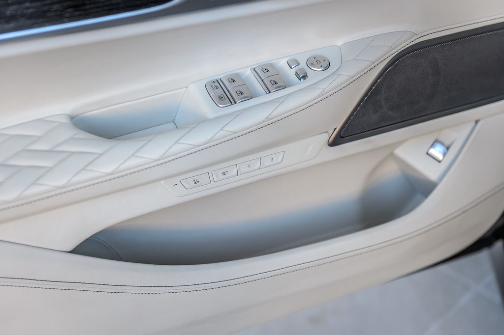 2021 BMW 7 Series  - 22952625 - 50