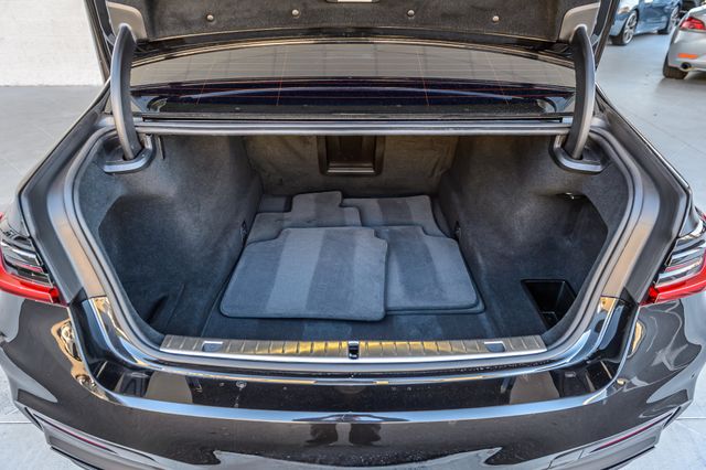 2021 BMW 7 Series 740i - 22955703 - 9