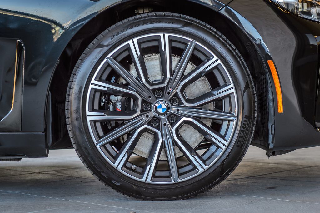 2021 BMW 7 Series 740i - 22955703 - 14
