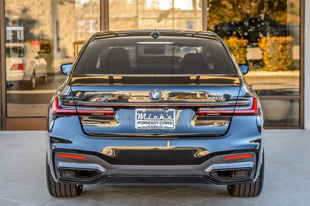 2021 BMW 7 Series 740i - 22955703 - 6