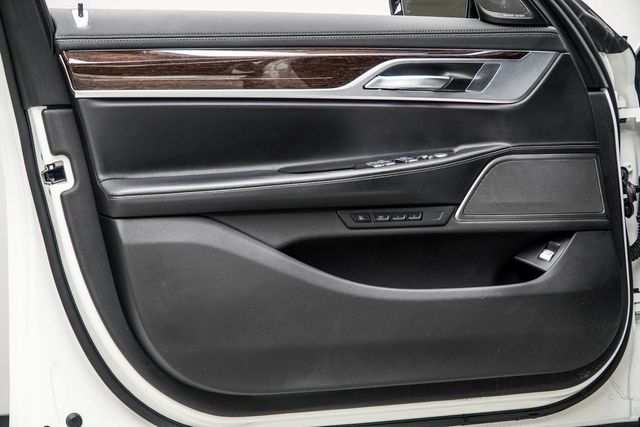 2021 BMW 7 Series 740i xDrive - 22938729 - 30