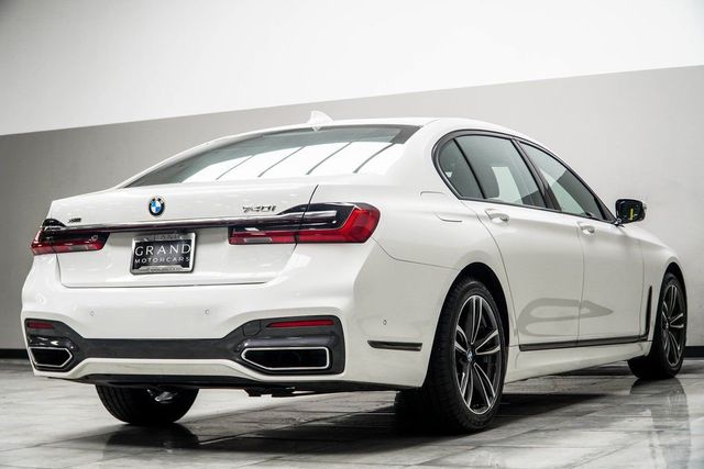 2021 BMW 7 Series 740i xDrive - 23047518 - 11