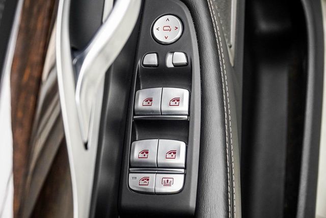 2021 BMW 7 Series 740i xDrive - 23047518 - 32