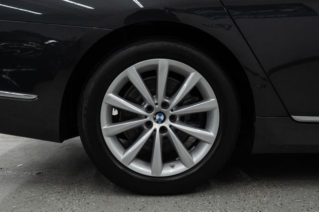 2021 BMW 7 Series 740i xDrive - 22382624 - 50