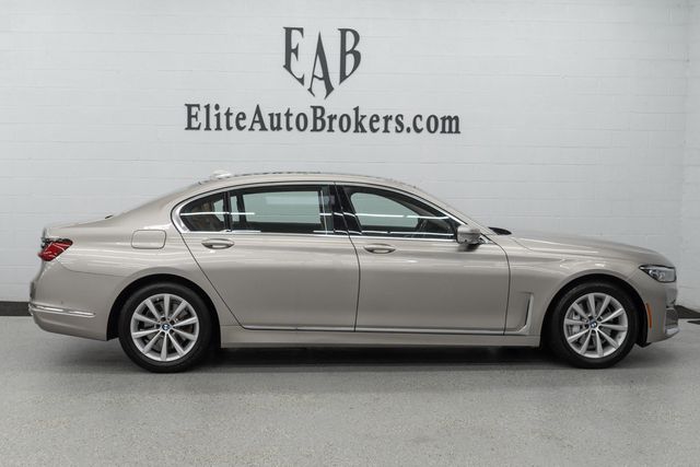 2021 BMW 7 Series 740i xDrive - 22705791 - 3