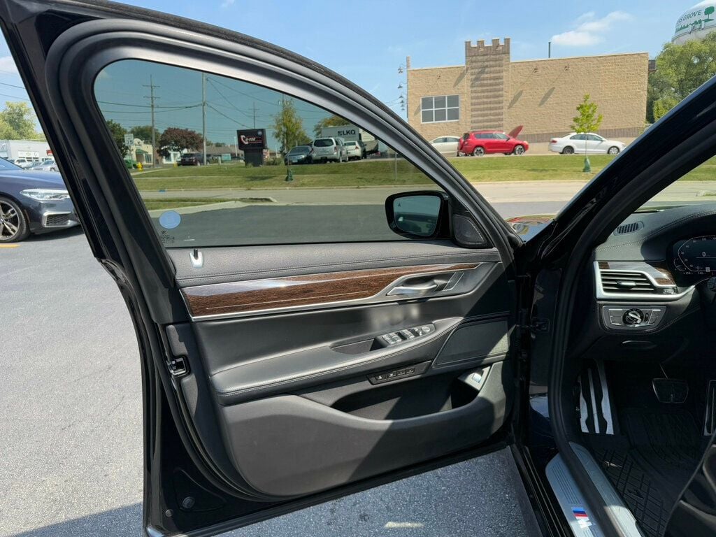 2021 Bmw 740i xDrive photo 17