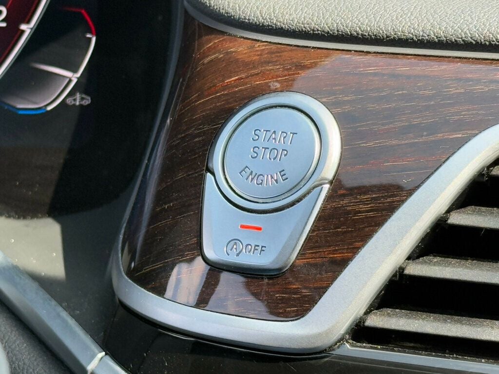 2021 Bmw 740i xDrive photo 32
