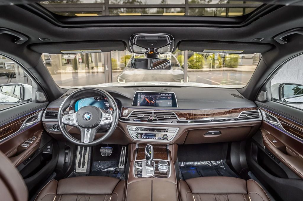 2021 BMW 7 Series 740i xDRIVE - WHITE ON BROWN - NAV - BACKUP CAM - CARPLAY  - 22858598 - 2