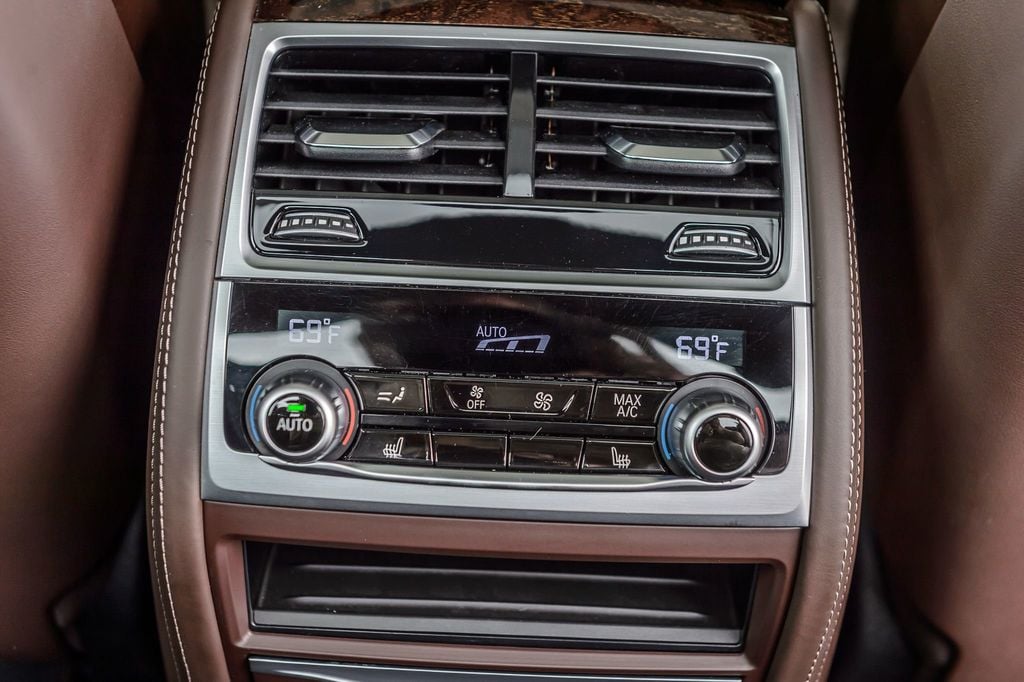 2021 BMW 7 Series 740i xDRIVE - WHITE ON BROWN - NAV - BACKUP CAM - CARPLAY  - 22858598 - 43