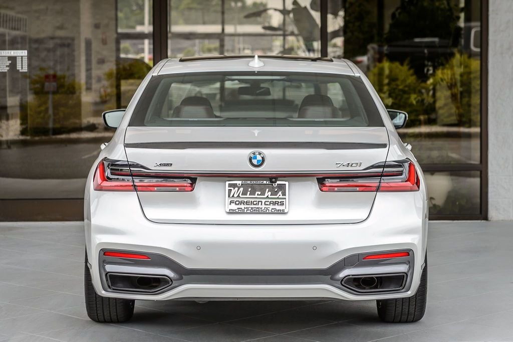 2021 BMW 7 Series 740i xDRIVE - WHITE ON BROWN - NAV - BACKUP CAM - CARPLAY  - 22858598 - 7