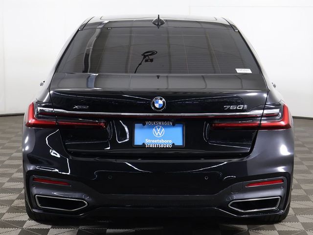 2021 BMW 7 Series 750i xDrive - 23055379 - 16