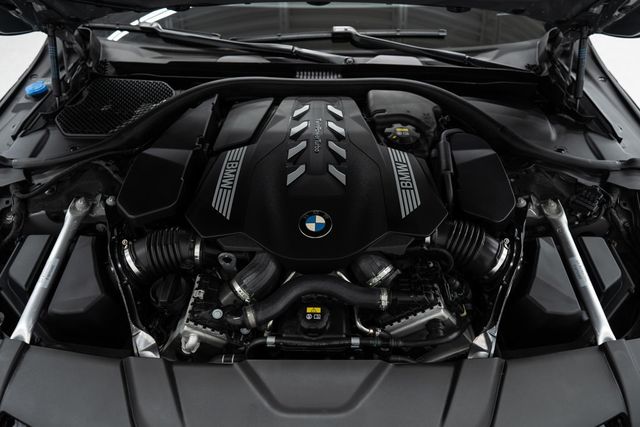 2021 BMW 7 Series 750i xDrive - 22404792 - 60
