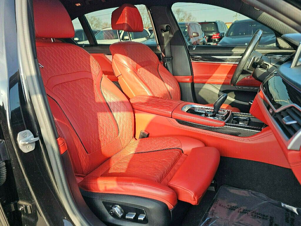 2021 BMW 7 Series 750i xDrive - 22949832 - 13