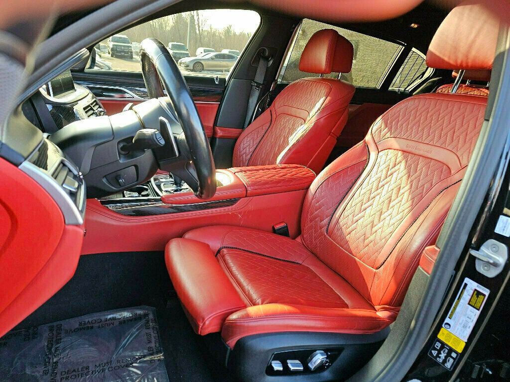 2021 BMW 7 Series 750i xDrive - 22949832 - 14