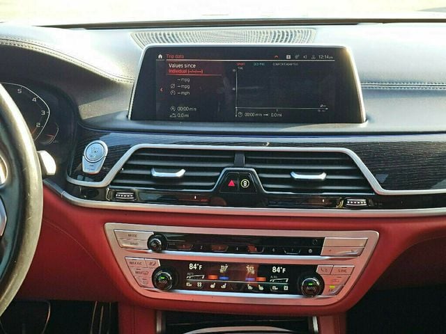 2021 BMW 7 Series 750i xDrive - 22949832 - 22