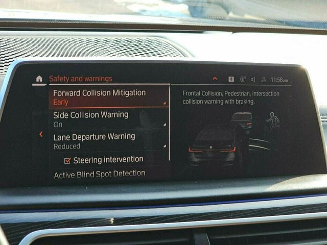 2021 BMW 7 Series 750i xDrive - 22949832 - 30