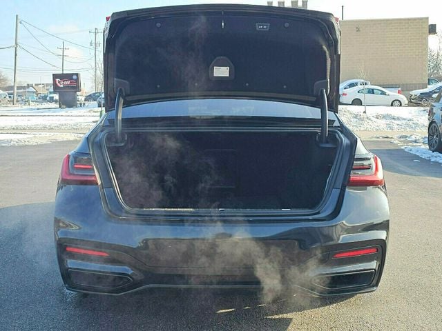 2021 BMW 7 Series 750i xDrive - 22949832 - 46