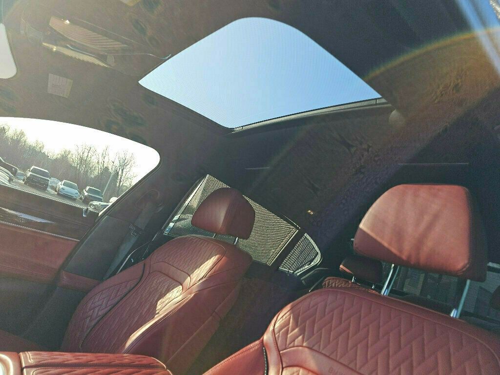 2021 BMW 7 Series 750i xDrive - 22949832 - 4
