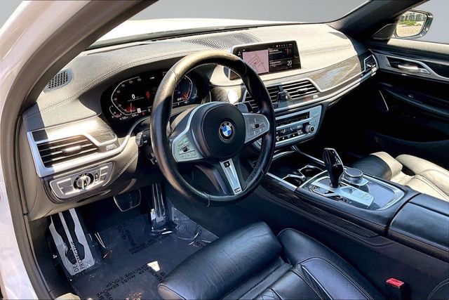 2021 BMW 7 Series xDrive - 23054990 - 10