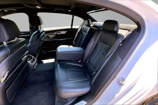 2021 BMW 7 Series xDrive - 23054990 - 16