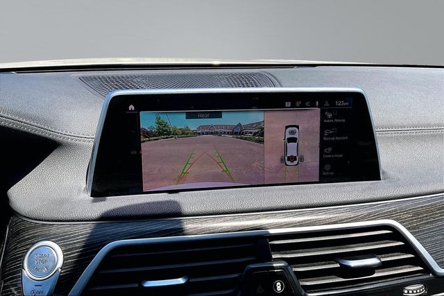 2021 BMW 7 Series xDrive - 23054990 - 26