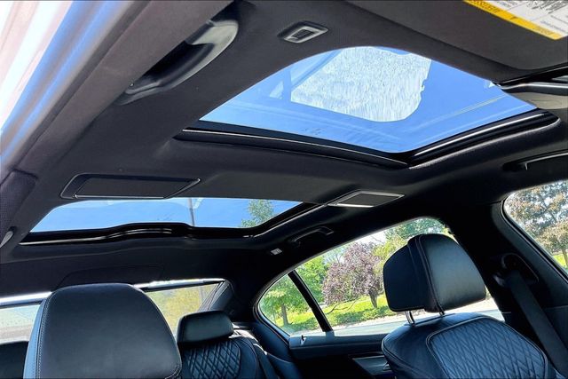 2021 BMW 7 Series xDrive - 23054990 - 34